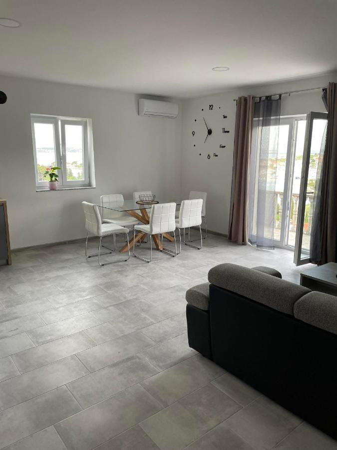 Ivanica Apartment *